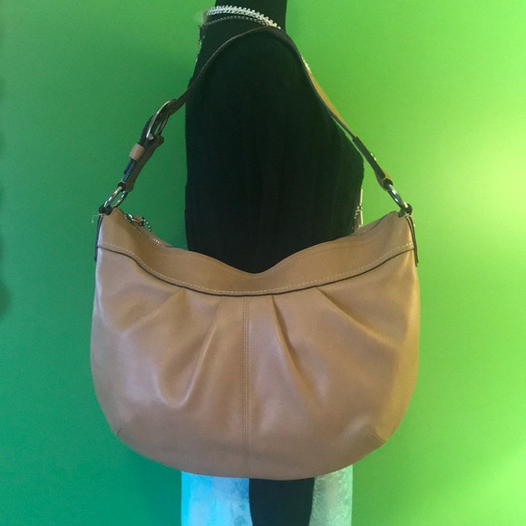 Coach Bag - Picture 3 of 8